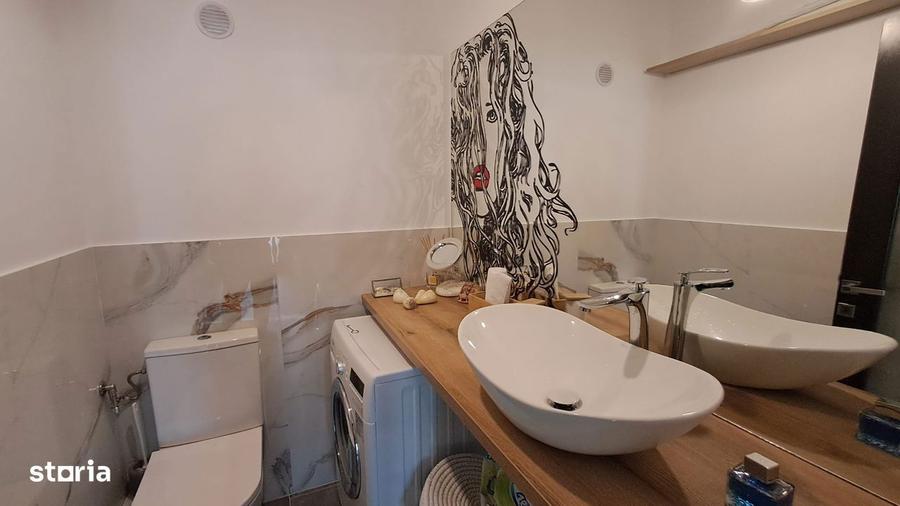 Casă cu 3 camere cu Teren 420 Mp în Miroslava