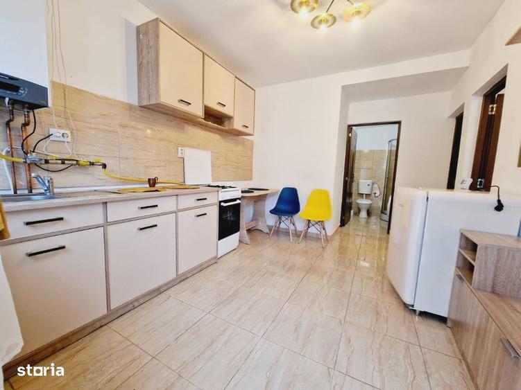 Casă cu 2 camere decomandat în Cantemir