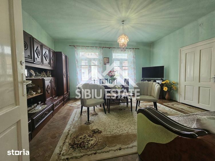Casă cu 4 camere cu Teren 578 Mp în Central