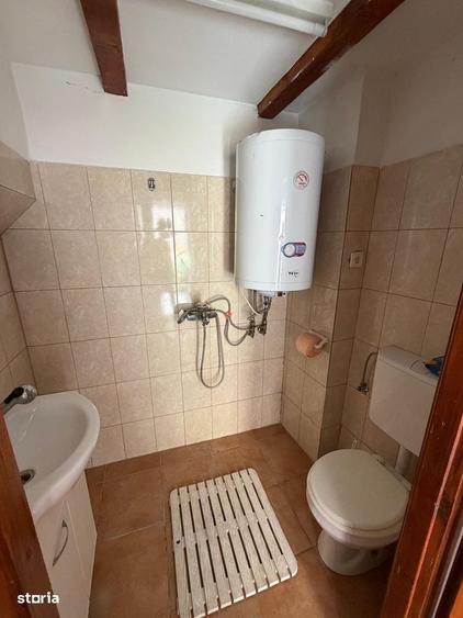 Casă cu 3 camere în Aciliu