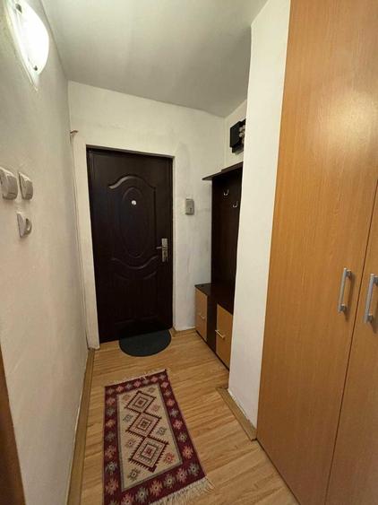 Garsonieră semidecomandată în Lipovei
