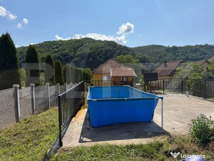 Casă cu 5 camere cu Teren 1800 Mp în Certeju de Sus