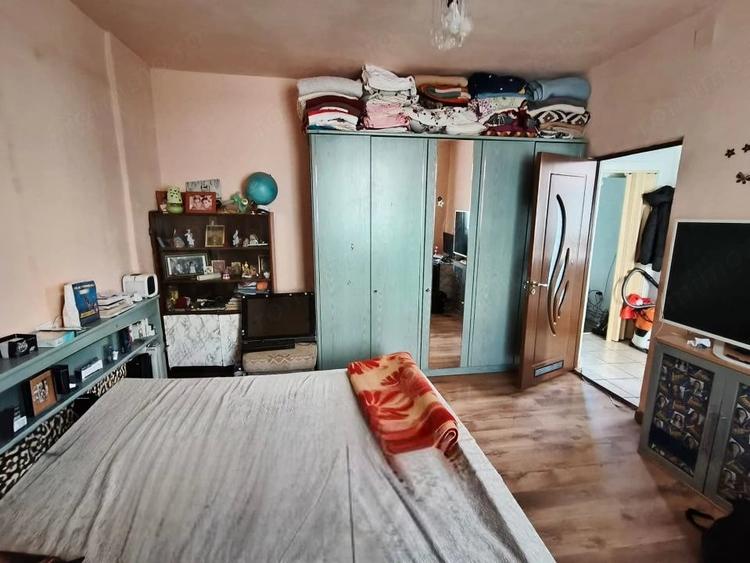 Casă cu 3 camere cu Teren 391 Mp în 1 Mai
