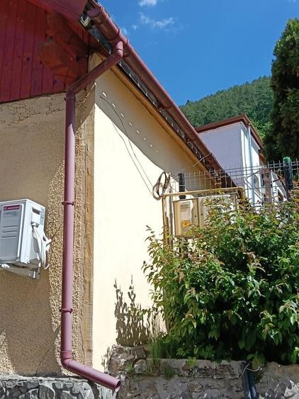 Casă cu 3 camere în Schei
