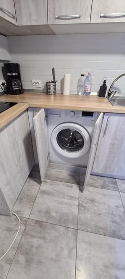 Apartament cu 3 camere decomandat în Dacia