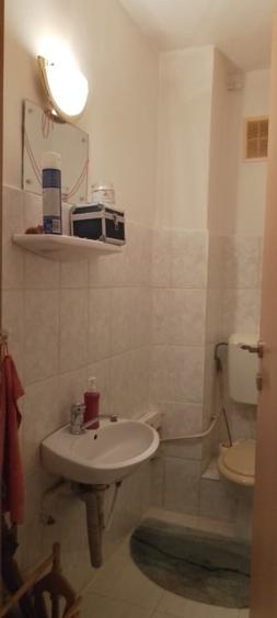 Apartament cu 3 camere semidecomandat în Șagului