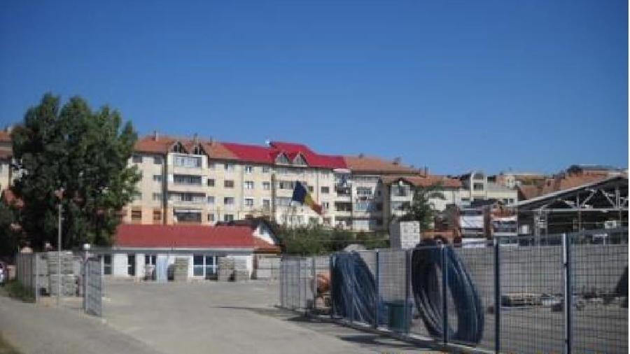 Teren de 700 mp, în Central