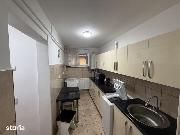 Apartament cu 2 camere decomandat în Micro 4