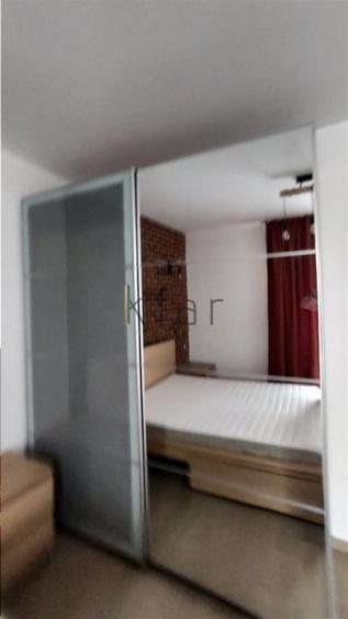 Apartament cu 2 camere semidecomandat, mobilat în Gheorgheni