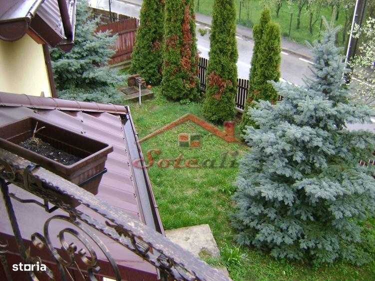 Casă cu 4 camere în Ghioșești