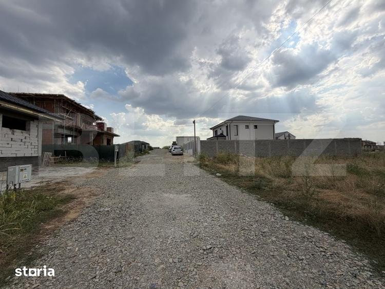 Teren de 425 mp, în Malu Mare