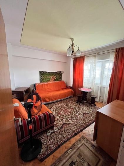 Apartament cu 3 camere decomandat în Nord