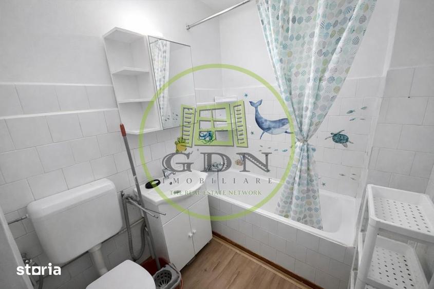 Apartament cu 3 camere decomandat, mobilat în Pajura