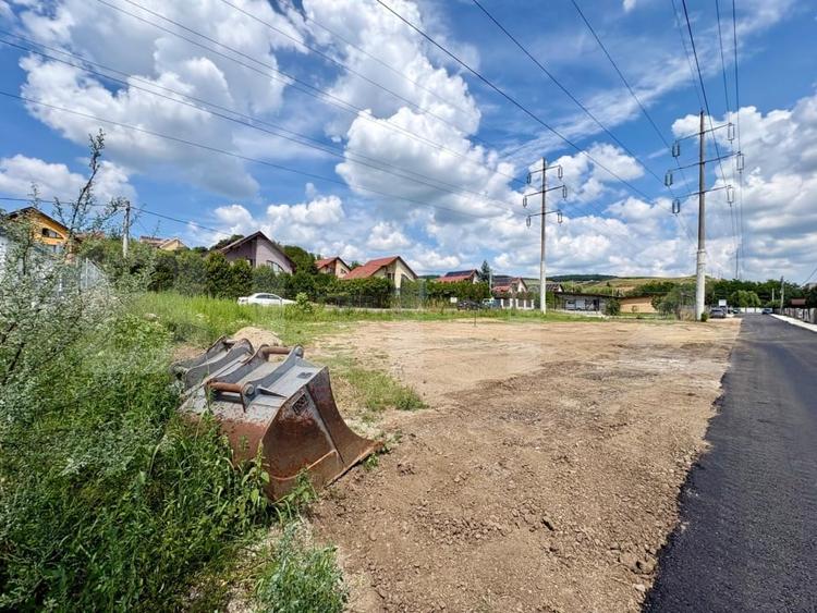 Teren agricol intravilan de 1240 mp, în Sâncraiu de Mureș