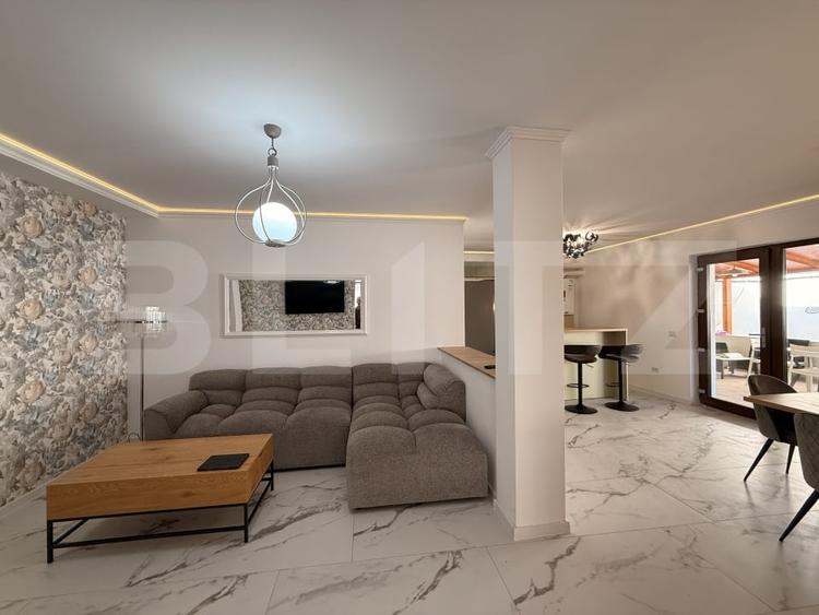 Duplex cu 6 camere cu Canalizare în Romanești