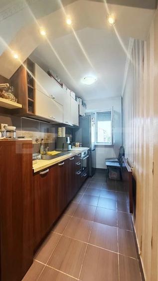 Apartament cu 2 camere semidecomandat în Rogerius