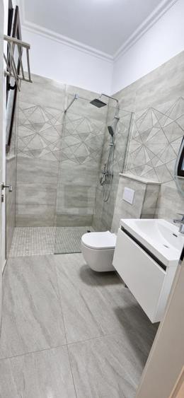 Duplex cu 4 camere cu Canalizare în Dumbrăvița