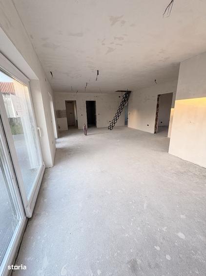 Casă cu 4 camere cu Teren 849 Mp în Feleacu