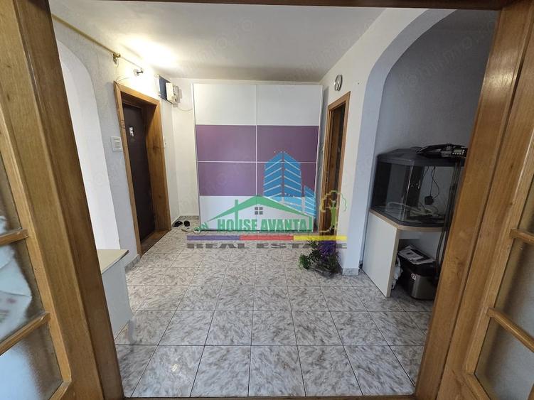 Apartament cu 3 camere decomandat în Ultracentral