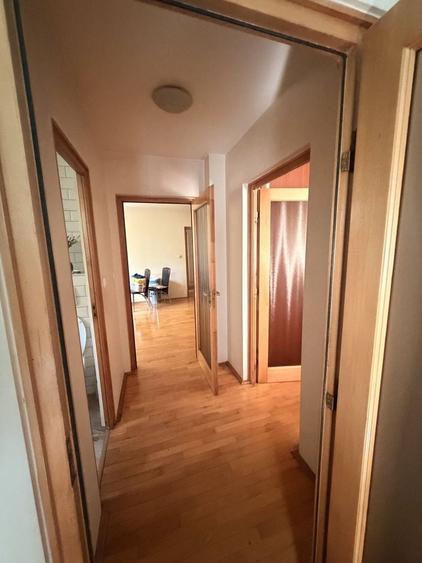 Apartament cu 4 camere decomandat în Central
