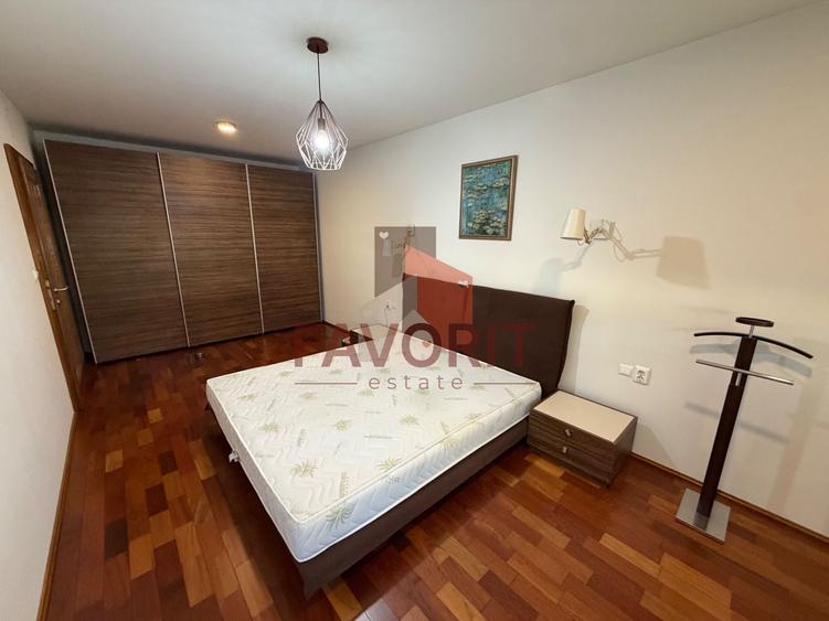 Duplex cu 4 camere cu Canalizare în Aradului
