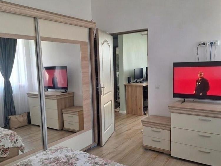 Apartament cu 2 camere decomandat în Exterior Est