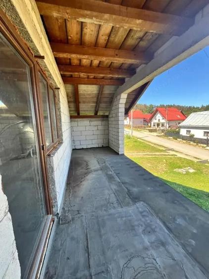 Casă cu 3 camere cu Teren 1000 Mp în Clit