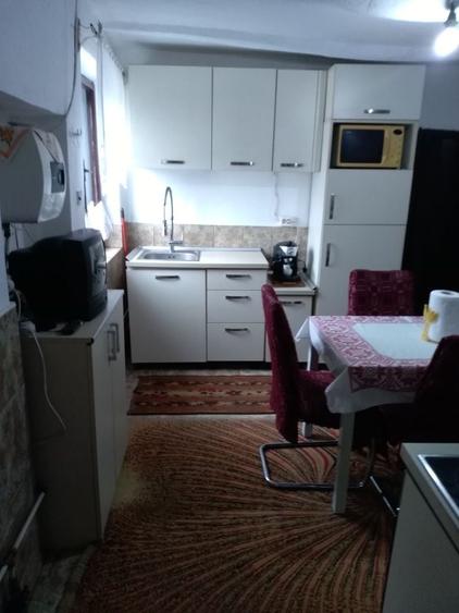 Casă cu 4 camere în Berecuța