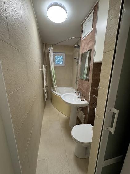Apartament cu 2 camere semidecomandat, mobilat în Vest - Lamâița