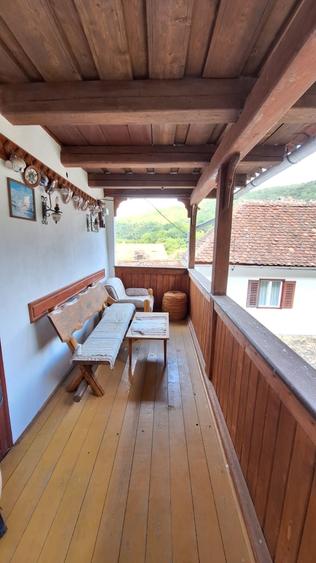 Casă cu 4 camere în Fântânele