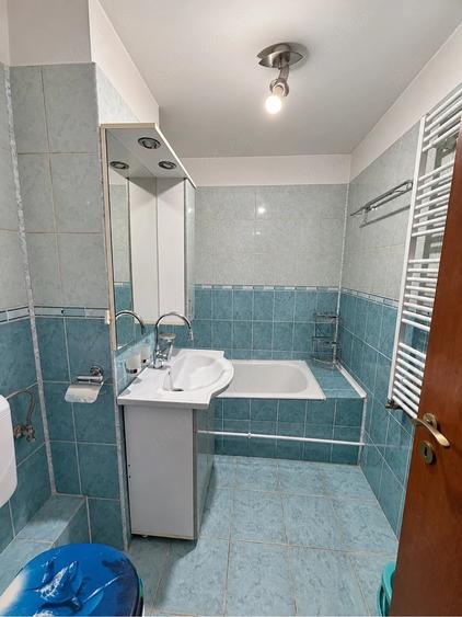 Apartament cu 2 camere decomandat în Lipovei