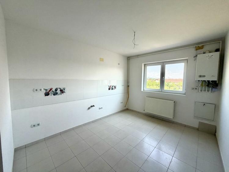 Apartament cu 3 camere decomandat în Sebeș