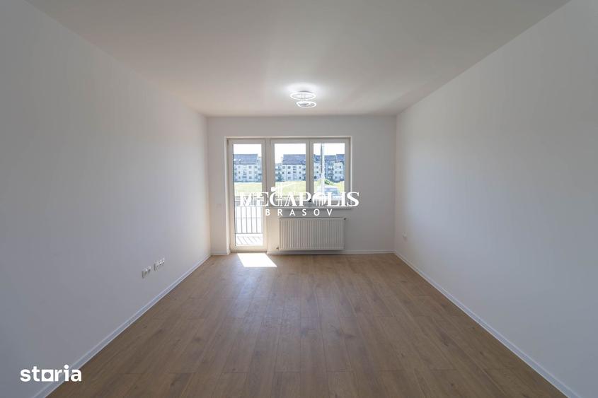 Apartament cu 3 camere în Tractorul