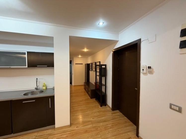 Apartament cu 3 camere decomandat în Nordului