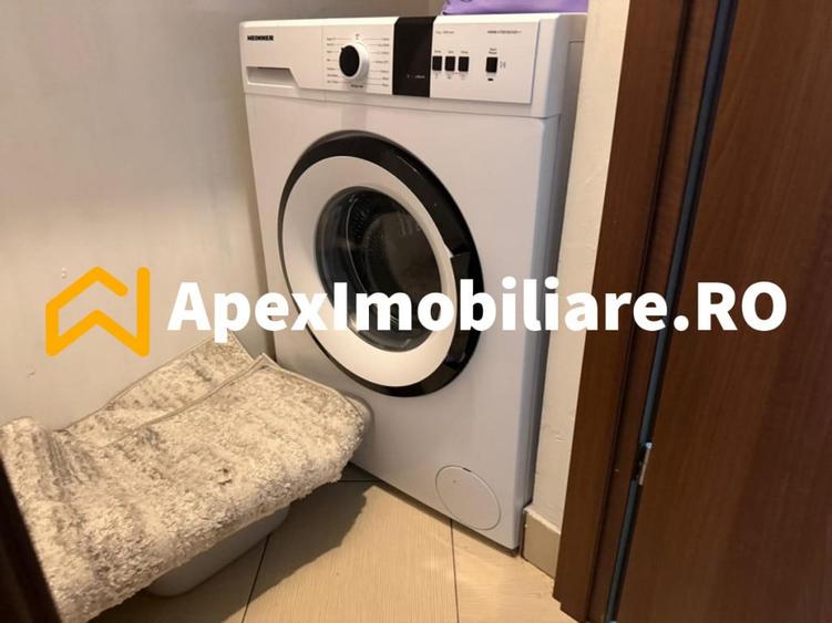 Apartament cu 3 camere decomandat în Titan
