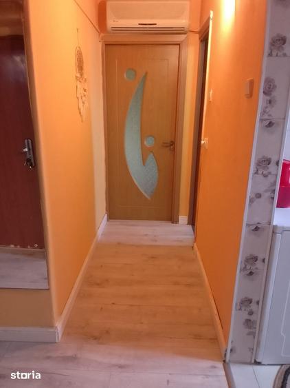 Valea Ro?ie, etaj 4/4, pre? 70 000 euro negociabil - 3