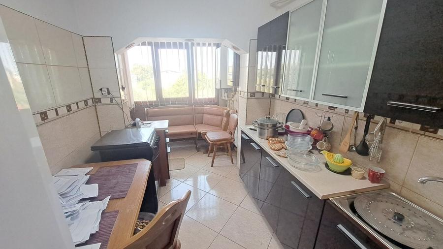 Apartament cu 2 camere decomandat în Dorobanți