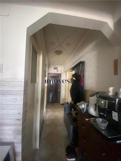 Apartament cu 3 camere decomandat în Micro 16