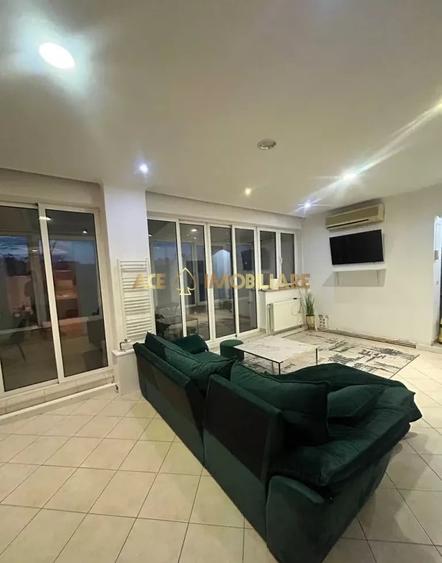 Apartament cu 2 camere decomandat, mobilat în P-ța Romană