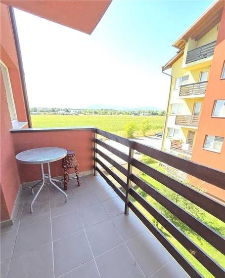 Apartament cu 2 camere decomandat în Sânpetru
