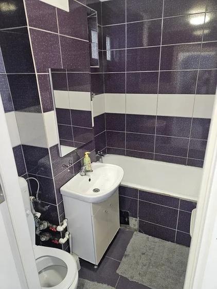 Apartament cu 2 camere semidecomandat în Fundeni
