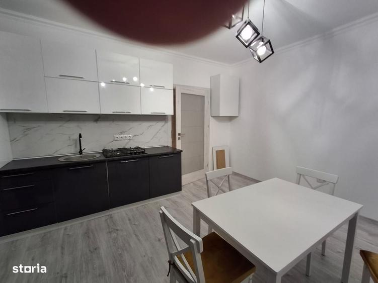 Apartament cu 3 camere decomandat, mobilat în Trei Stejari