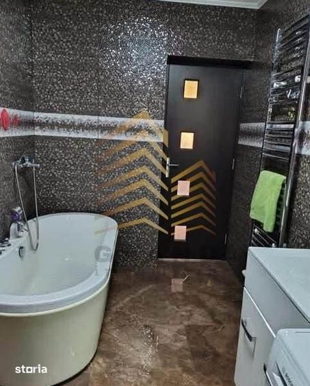 Casă cu 3 camere cu Teren 300 Mp în Central