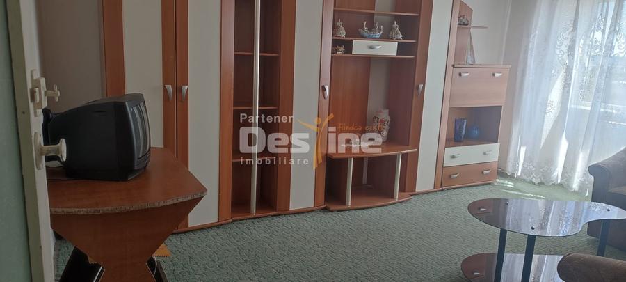 APARTAMENT CU 3 CAMERE IN ZONA MATERNA SITUAT LA ETAJUL 3 BLOC TURN - 1