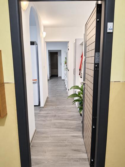 Apartament cu 2 camere semidecomandat în Dâmbovița