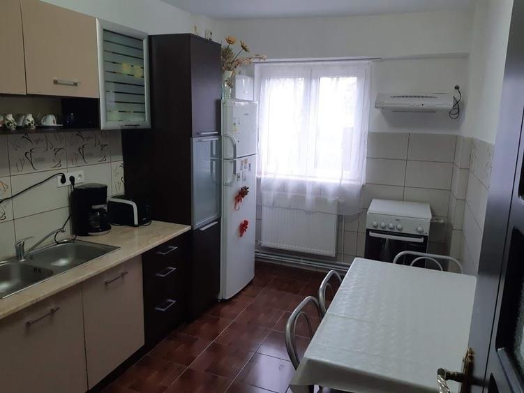 Apartament cu 2 camere decomandat în Lazaret