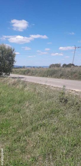 Teren de 27000 mp, în Drăguș