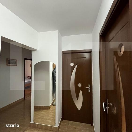 Apartament cu 3 camere decomandat în Central