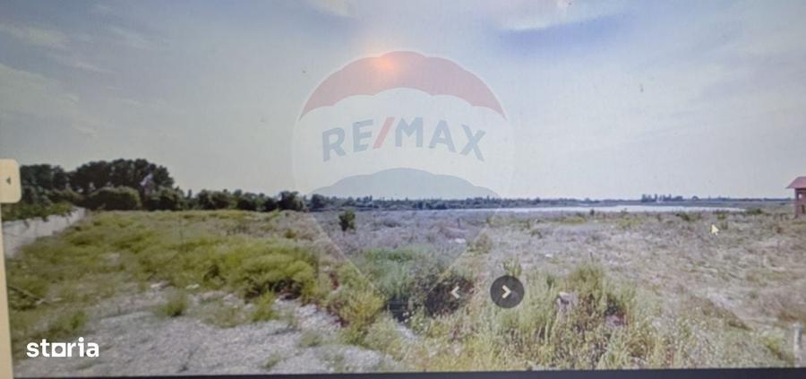 Spațiu comercial, în Sisești
