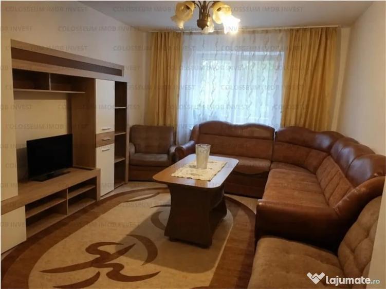 Apartament cu 3 camere decomandat în Uzina 2